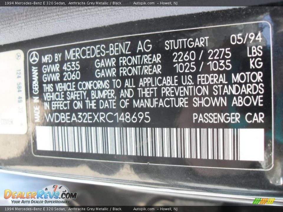 1994 Mercedes-Benz E 320 Sedan Anthracite Grey Metallic / Black Photo #16