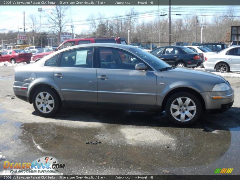 2003 Volkswagen Passat GLX Sedan Silverstone Grey Metallic / Black Photo #4