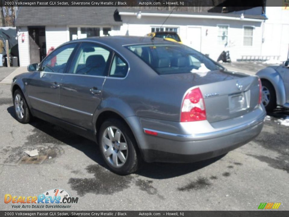 2003 Volkswagen Passat GLX Sedan Silverstone Grey Metallic / Black Photo #7