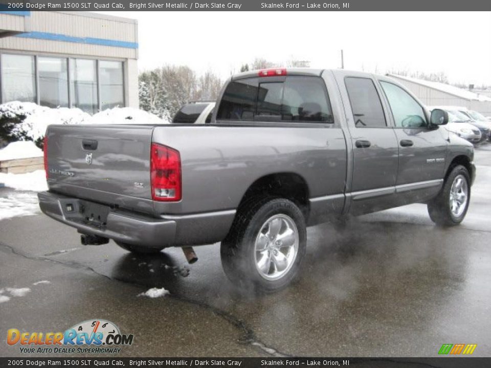 2005 Dodge Ram 1500 SLT Quad Cab Bright Silver Metallic / Dark Slate Gray Photo #3