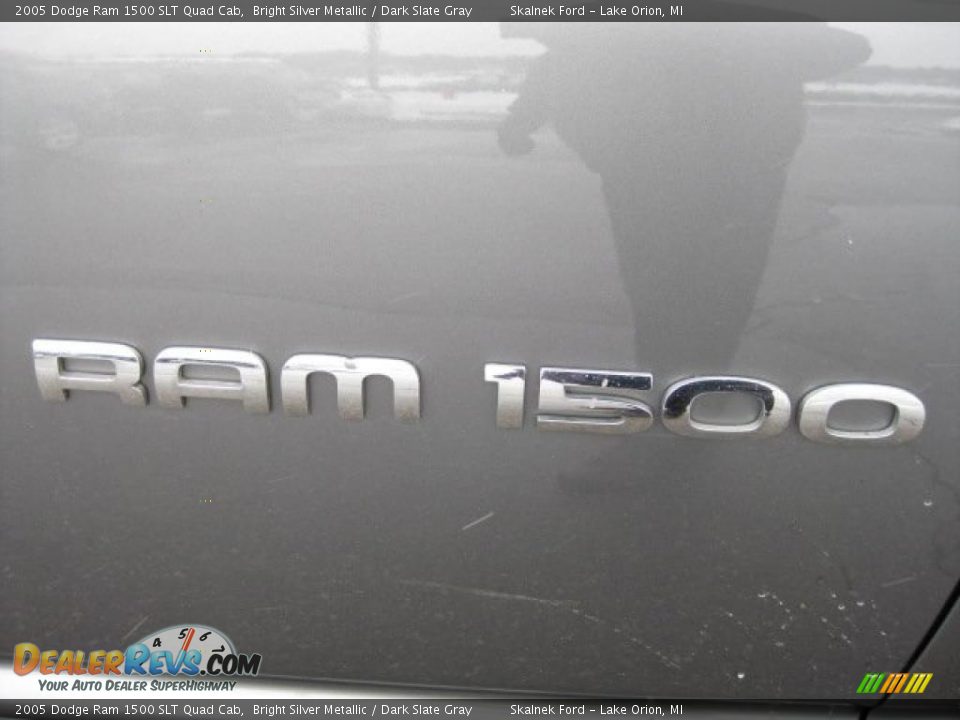 2005 Dodge Ram 1500 SLT Quad Cab Bright Silver Metallic / Dark Slate Gray Photo #15