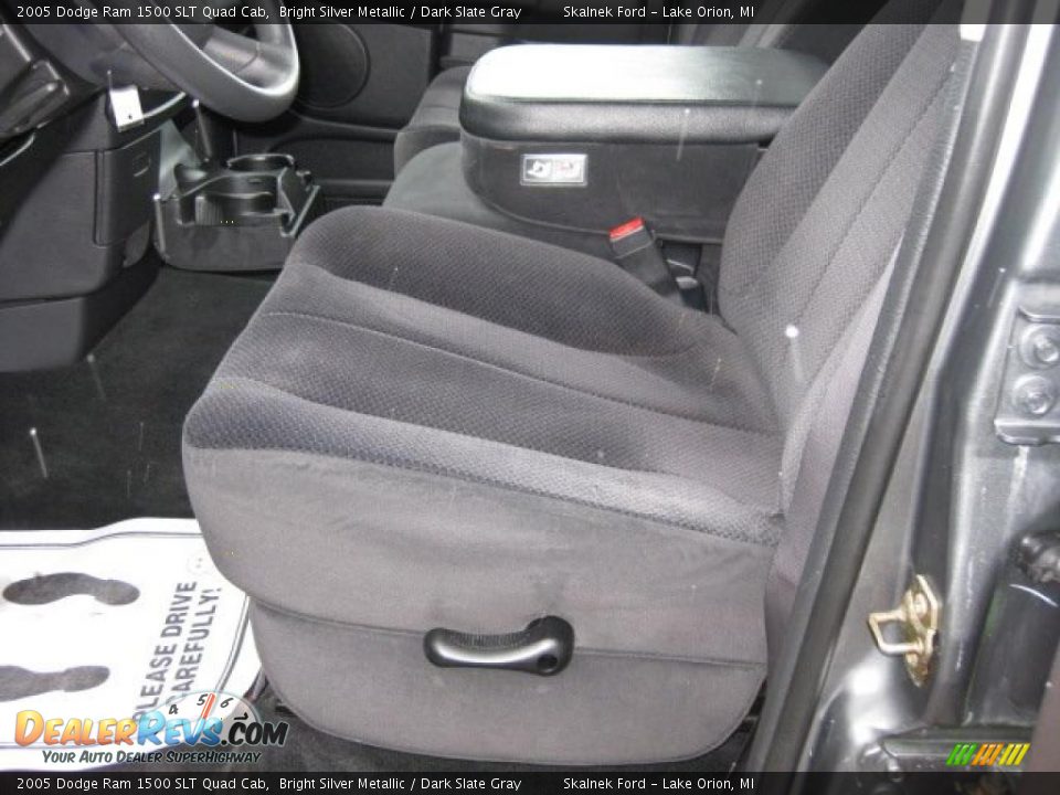 2005 Dodge Ram 1500 SLT Quad Cab Bright Silver Metallic / Dark Slate Gray Photo #22