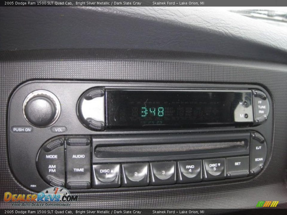 2005 Dodge Ram 1500 SLT Quad Cab Bright Silver Metallic / Dark Slate Gray Photo #30