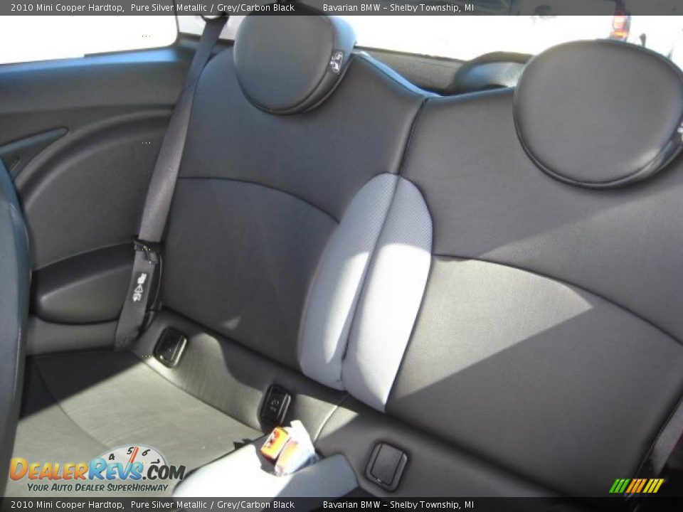 2010 Mini Cooper Hardtop Pure Silver Metallic / Grey/Carbon Black Photo #11