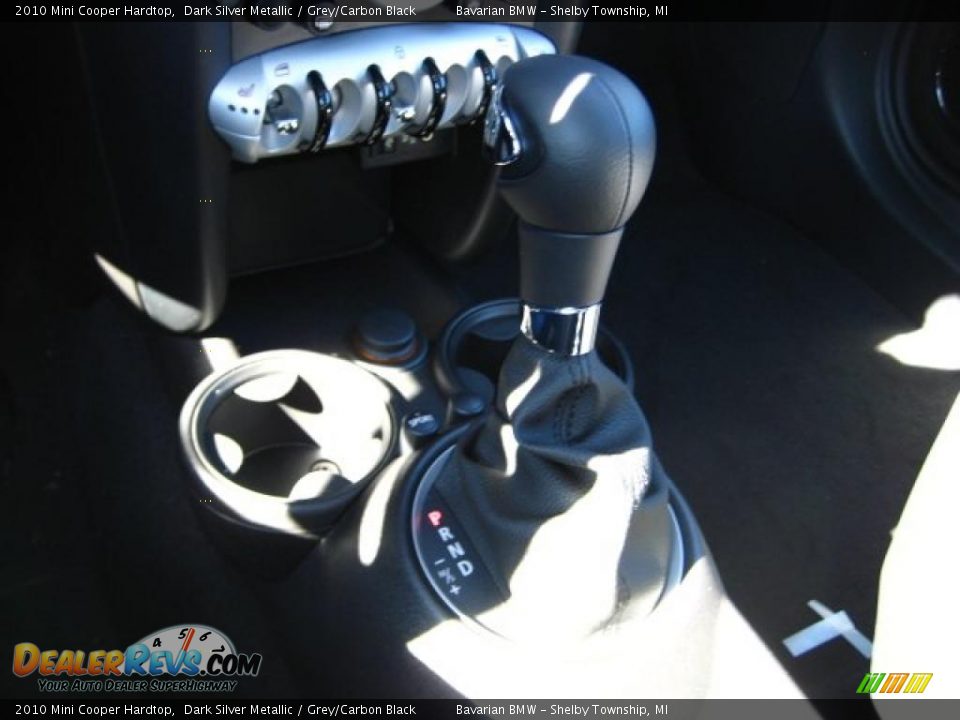 2010 Mini Cooper Hardtop Dark Silver Metallic / Grey/Carbon Black Photo #15