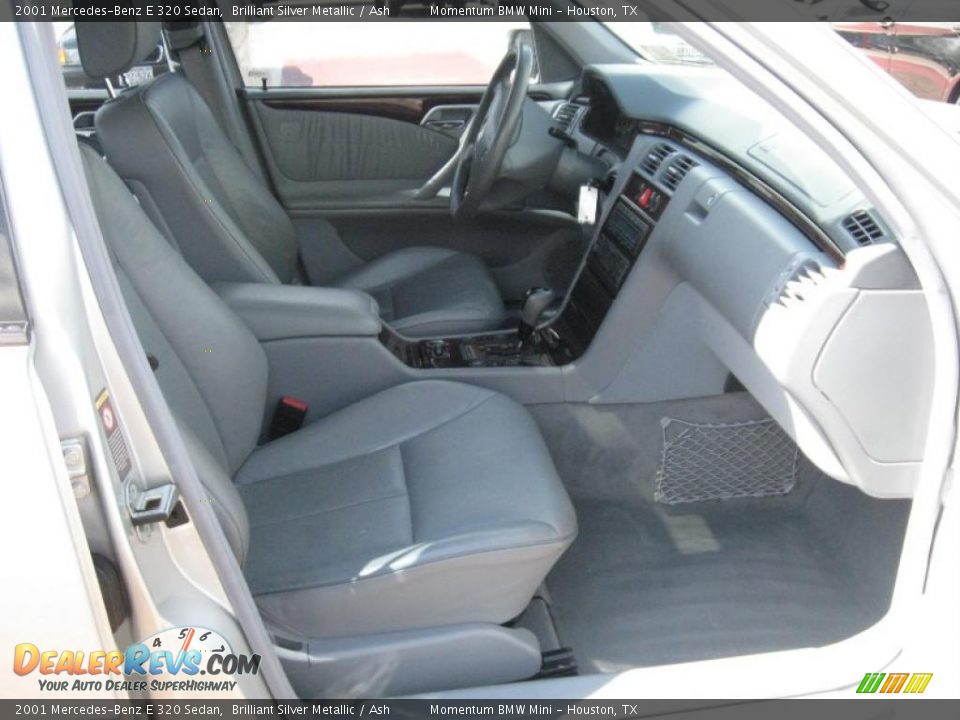 2001 Mercedes-Benz E 320 Sedan Brilliant Silver Metallic / Ash Photo #9