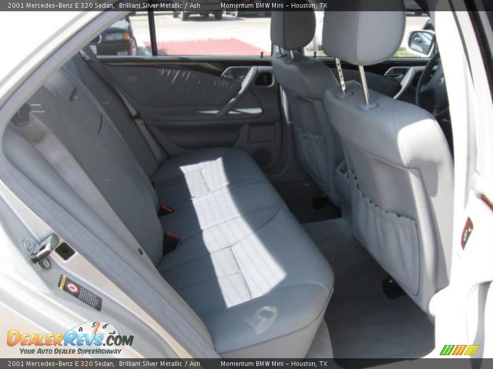 2001 Mercedes-Benz E 320 Sedan Brilliant Silver Metallic / Ash Photo #10