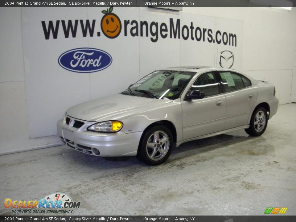 2004 Pontiac Grand Am SE Sedan Galaxy Silver Metallic / Dark Pewter Photo #1