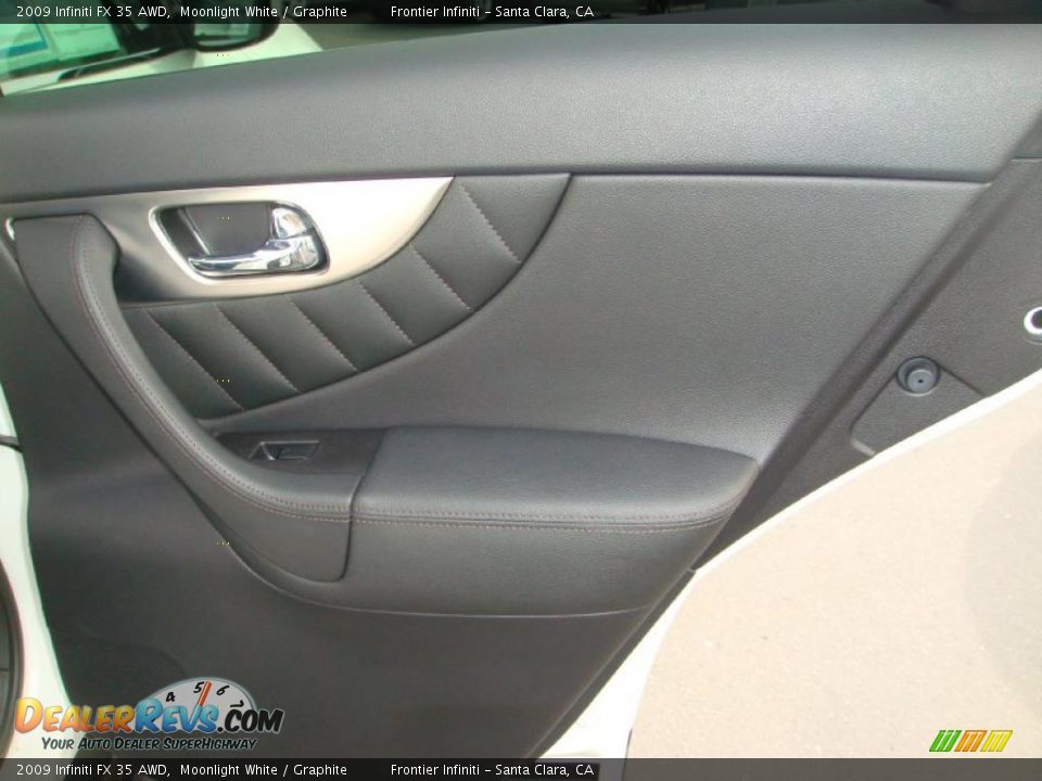 2009 Infiniti FX 35 AWD Moonlight White / Graphite Photo #17