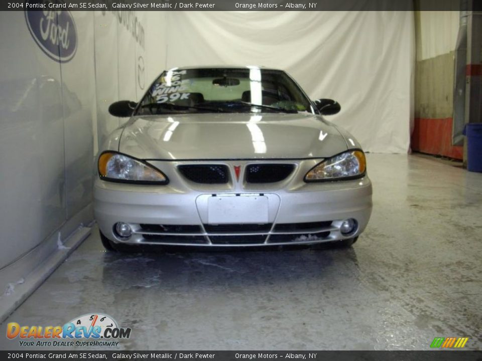 2004 Pontiac Grand Am SE Sedan Galaxy Silver Metallic / Dark Pewter Photo #4