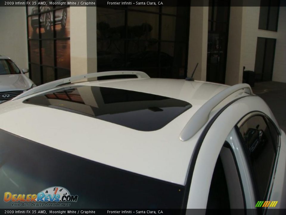 2009 Infiniti FX 35 AWD Moonlight White / Graphite Photo #21