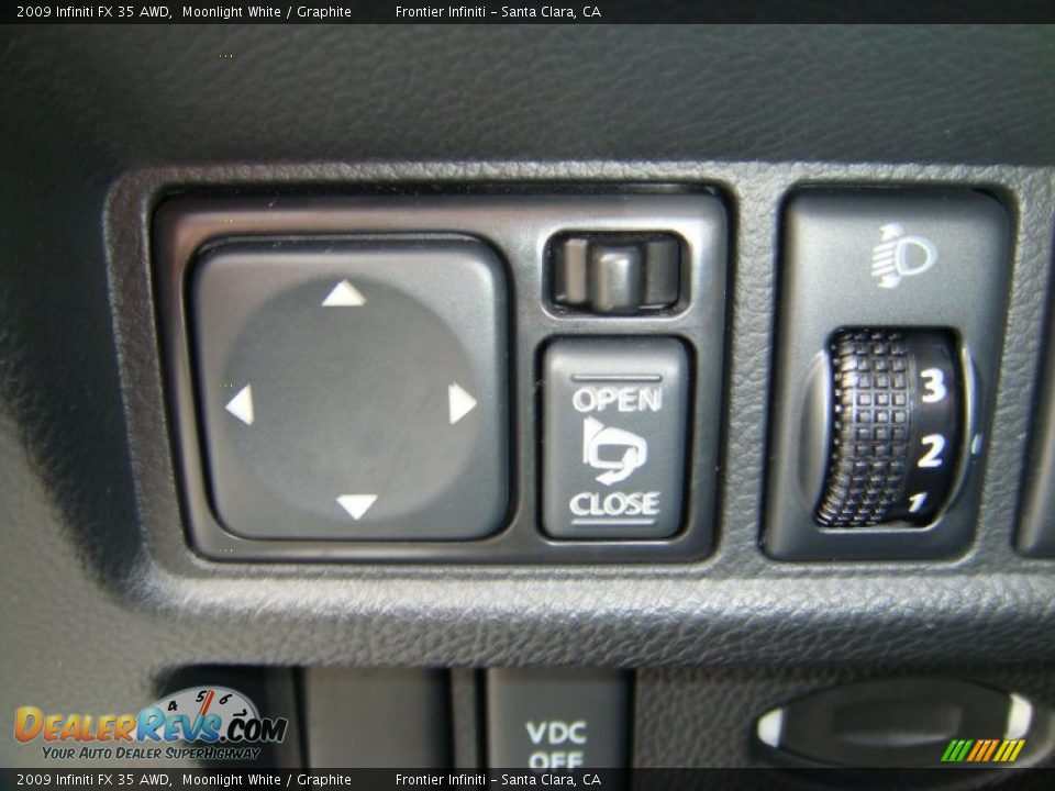 2009 Infiniti FX 35 AWD Moonlight White / Graphite Photo #22