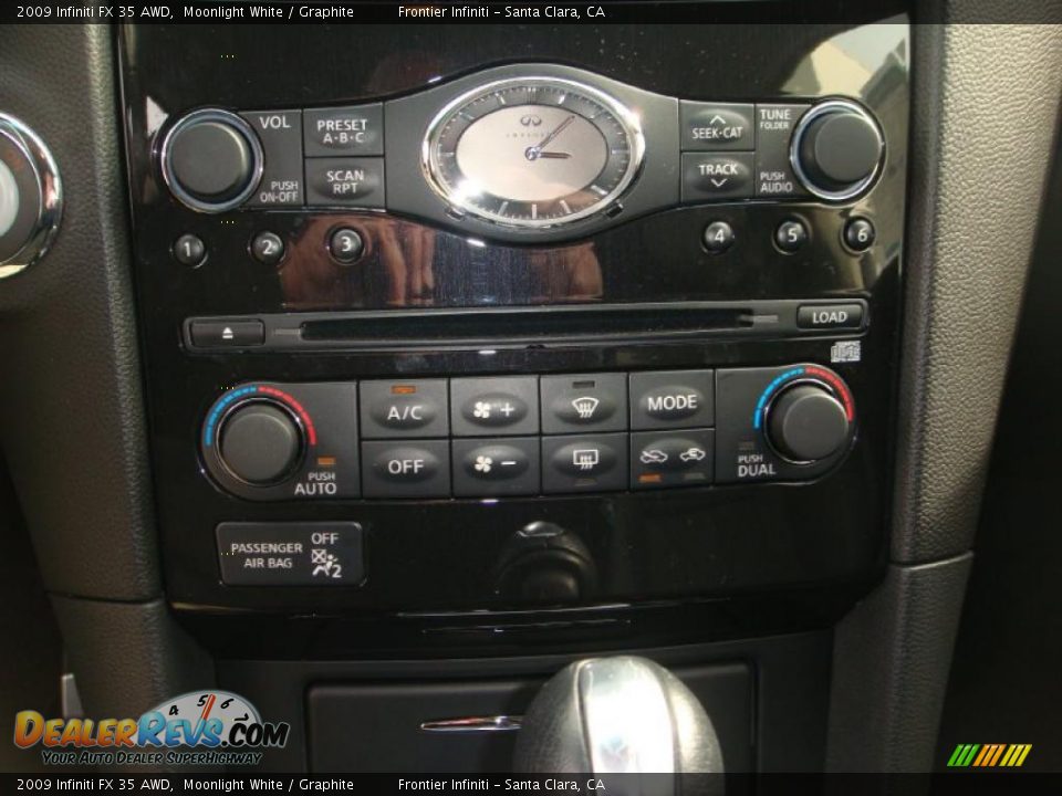 2009 Infiniti FX 35 AWD Moonlight White / Graphite Photo #27