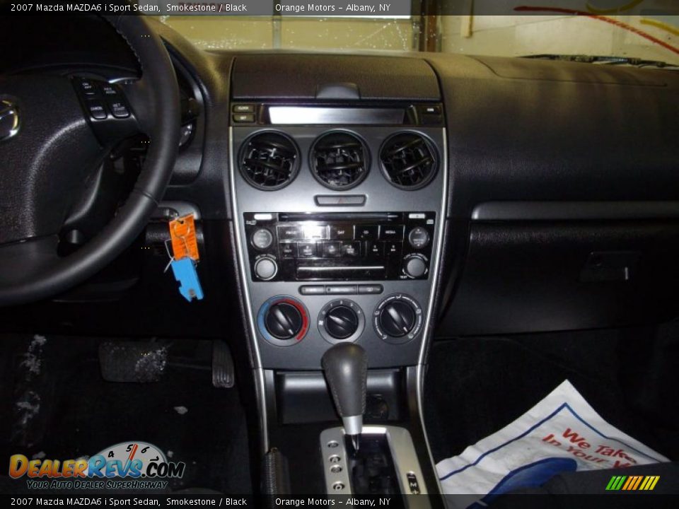 2007 Mazda MAZDA6 i Sport Sedan Smokestone / Black Photo #7