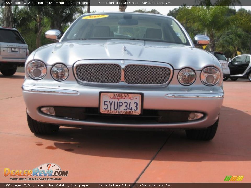 2007 Jaguar XJ XJ8 Liquid Silver Metallic / Champagne Photo #2