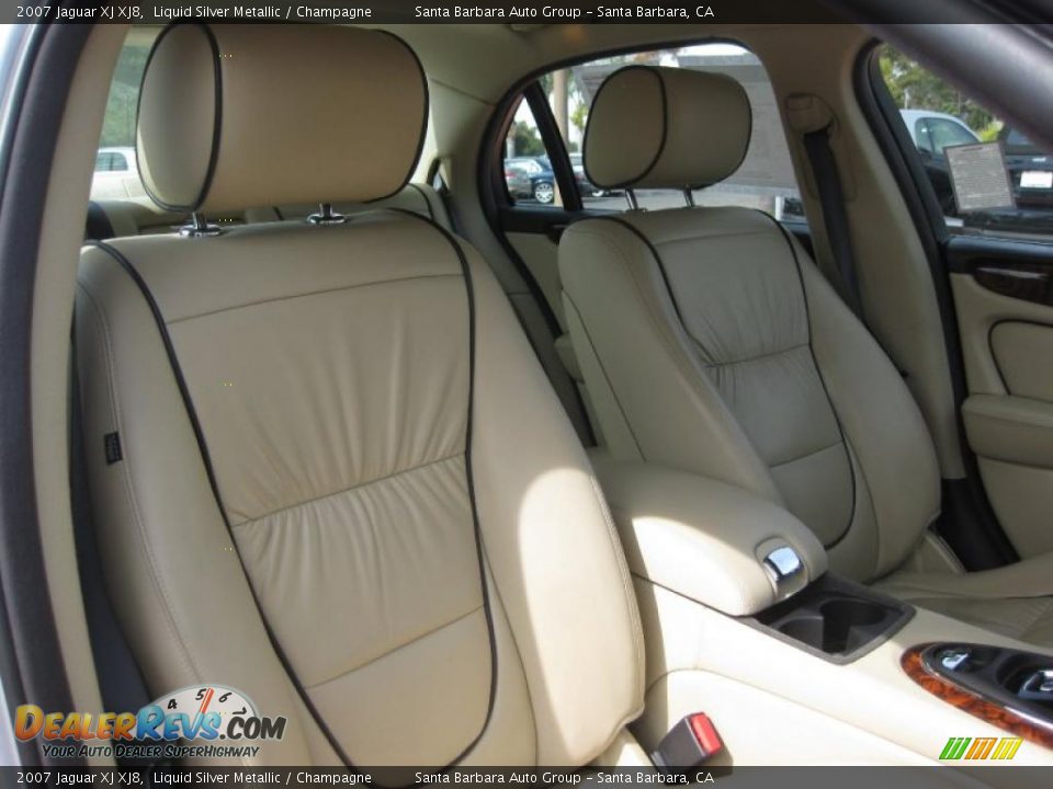 2007 Jaguar XJ XJ8 Liquid Silver Metallic / Champagne Photo #10