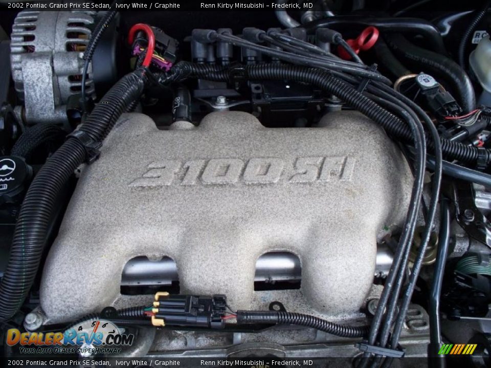 2002 Pontiac Grand Prix SE Sedan Ivory White / Graphite Photo #23