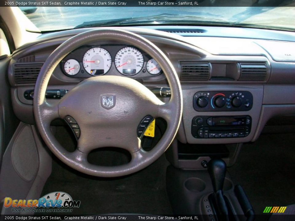 2005 Dodge Stratus SXT Sedan Graphite Metallic / Dark Slate Gray Photo #7