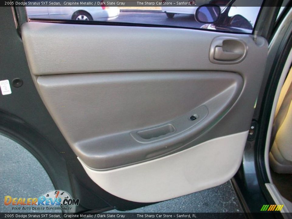 2005 Dodge Stratus SXT Sedan Graphite Metallic / Dark Slate Gray Photo #10