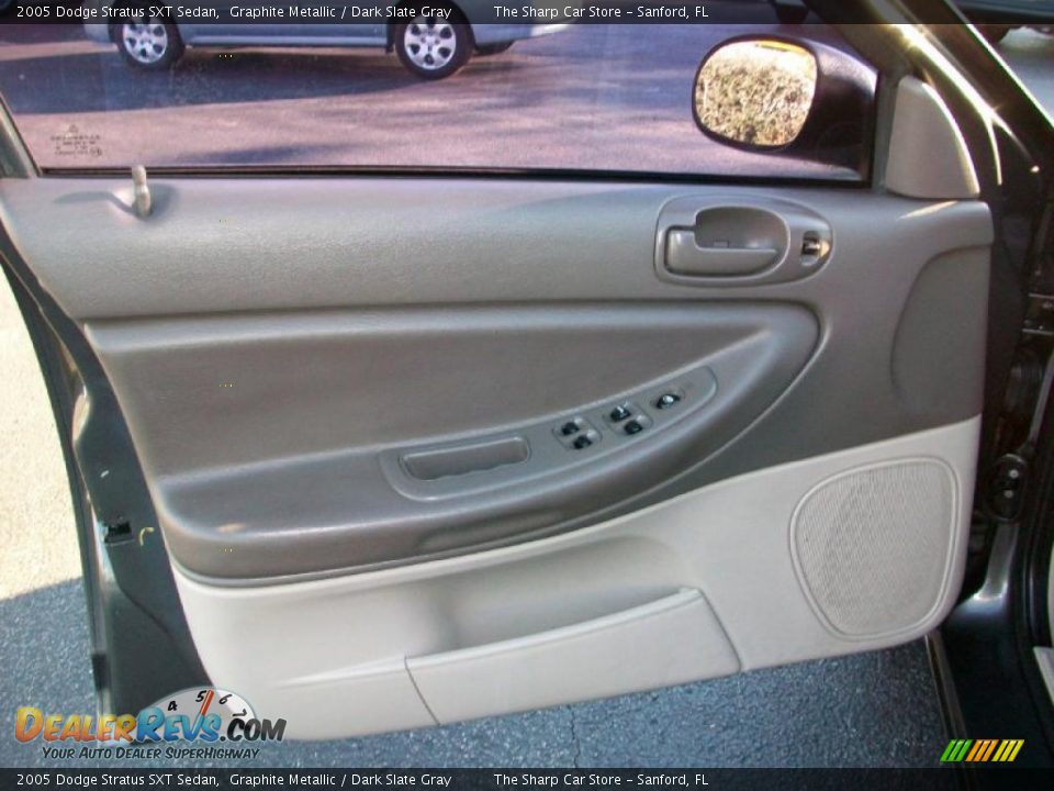 2005 Dodge Stratus SXT Sedan Graphite Metallic / Dark Slate Gray Photo #11