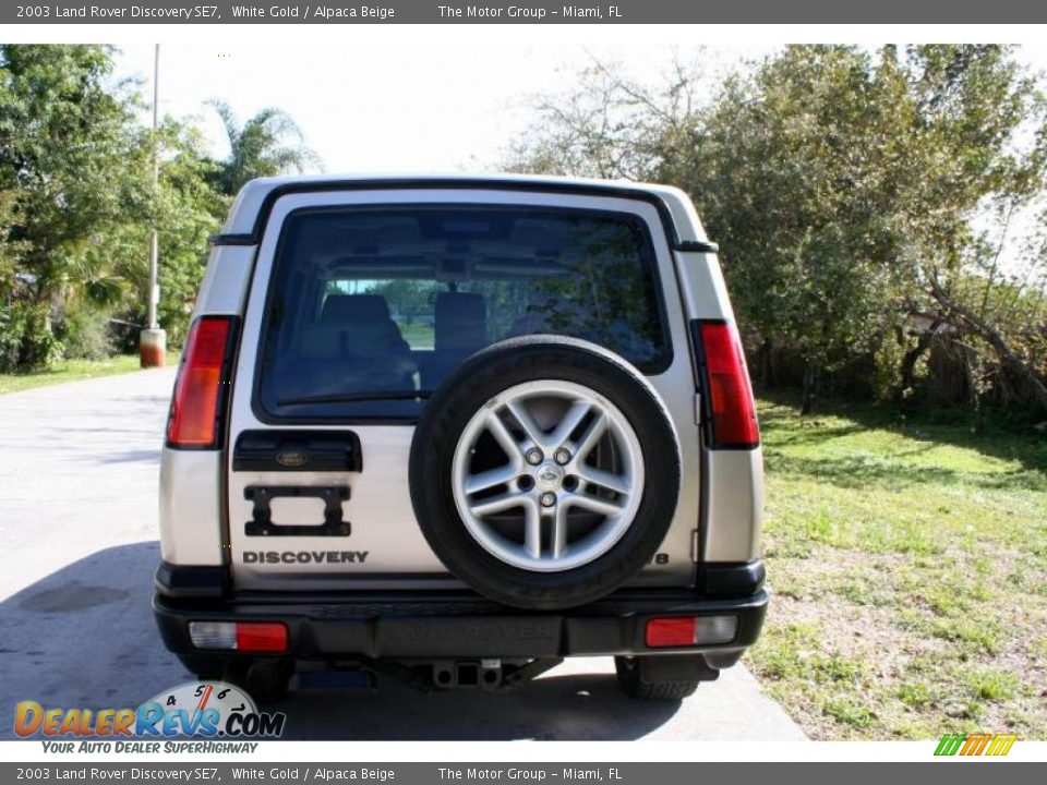 2003 Land Rover Discovery SE7 White Gold / Alpaca Beige Photo #8