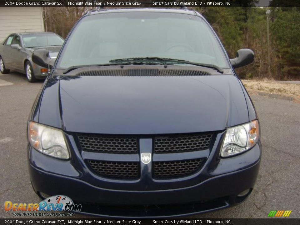 2004 Dodge Grand Caravan SXT Midnight Blue Pearl / Medium Slate Gray Photo #2