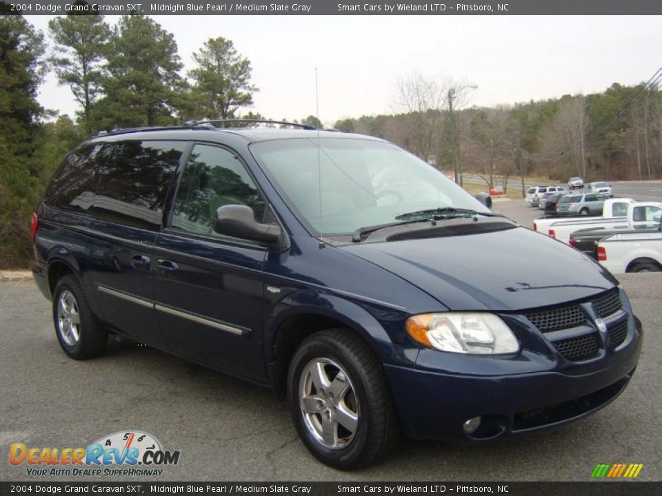 2004 Dodge Grand Caravan SXT Midnight Blue Pearl / Medium Slate Gray Photo #3