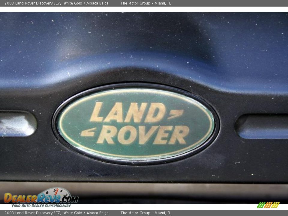 2003 Land Rover Discovery SE7 White Gold / Alpaca Beige Photo #29