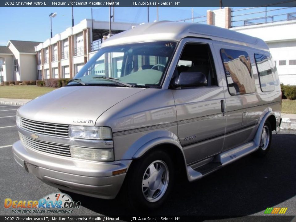 2002 Chevrolet Astro LT Medium Bronzemist Metallic / Neutral Photo #1