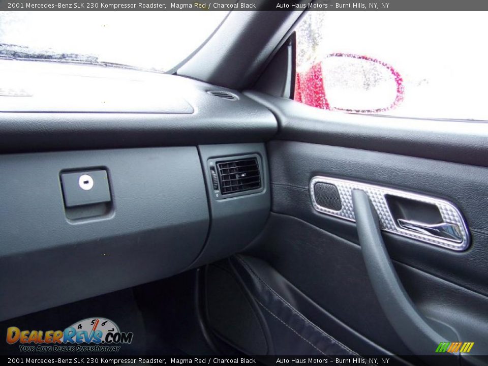 2001 Mercedes-Benz SLK 230 Kompressor Roadster Magma Red / Charcoal Black Photo #26