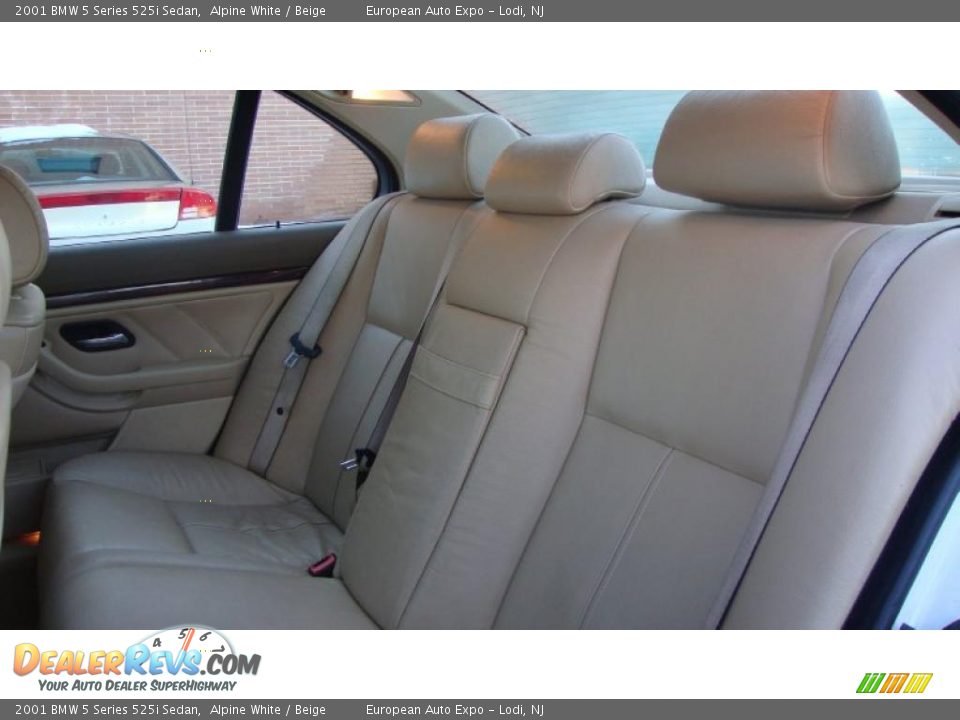 2001 BMW 5 Series 525i Sedan Alpine White / Beige Photo #10