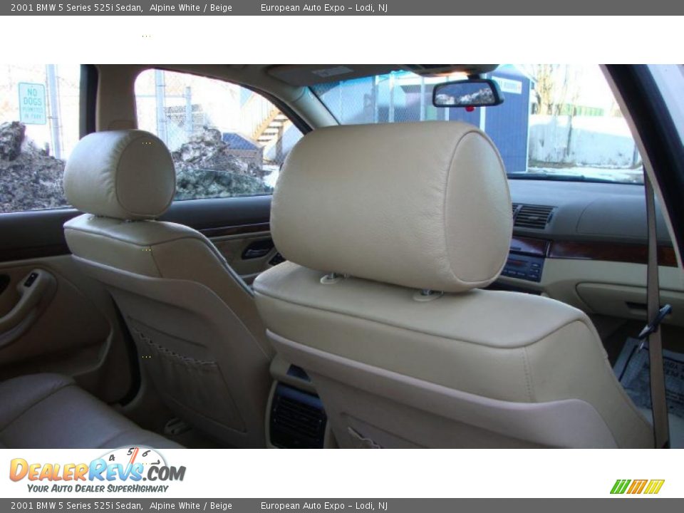 2001 BMW 5 Series 525i Sedan Alpine White / Beige Photo #11