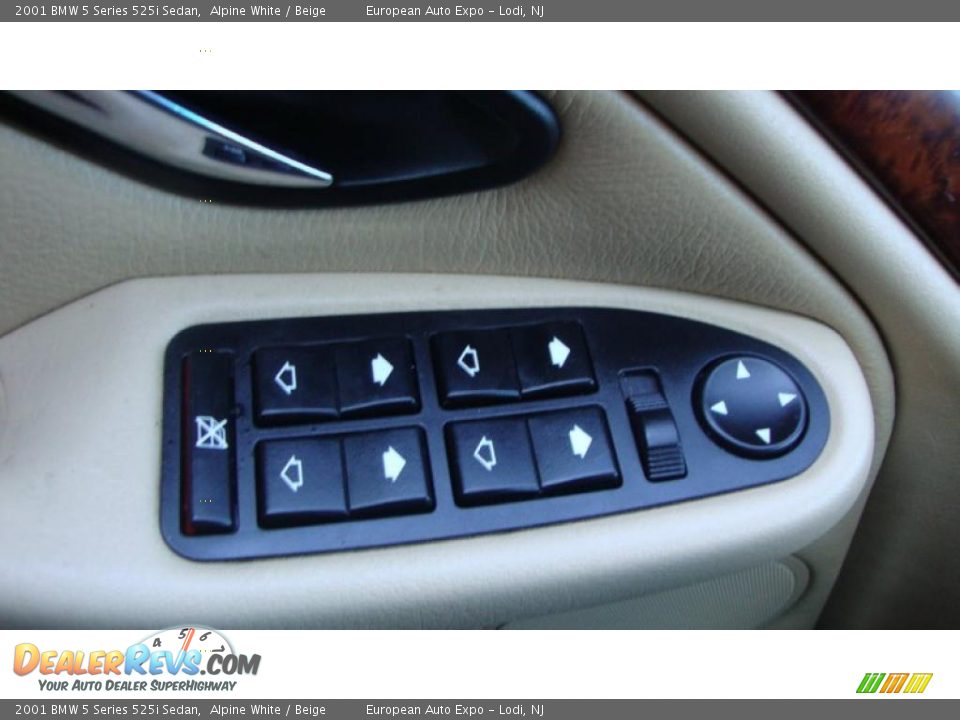 2001 BMW 5 Series 525i Sedan Alpine White / Beige Photo #17