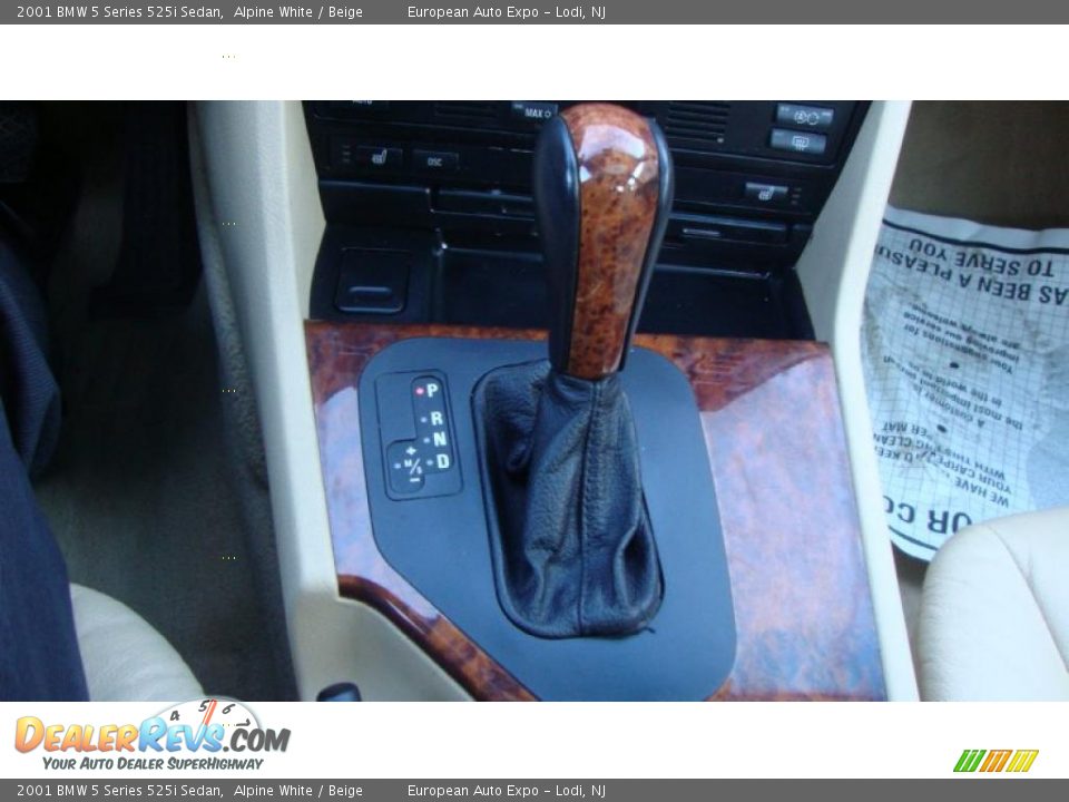 2001 BMW 5 Series 525i Sedan Alpine White / Beige Photo #18