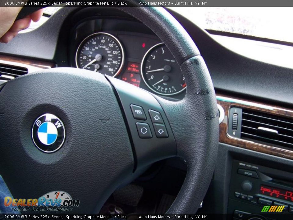 2006 BMW 3 Series 325xi Sedan Sparkling Graphite Metallic / Black Photo #26