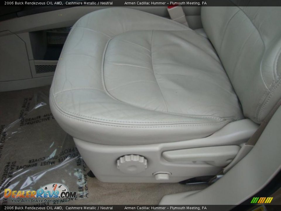 2006 Buick Rendezvous CXL AWD Cashmere Metallic / Neutral Photo #16