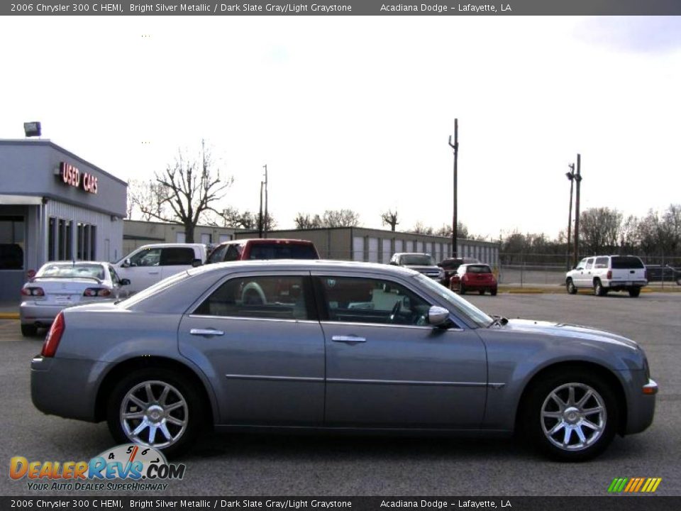 2006 Chrysler 300 C HEMI Bright Silver Metallic / Dark Slate Gray/Light Graystone Photo #2