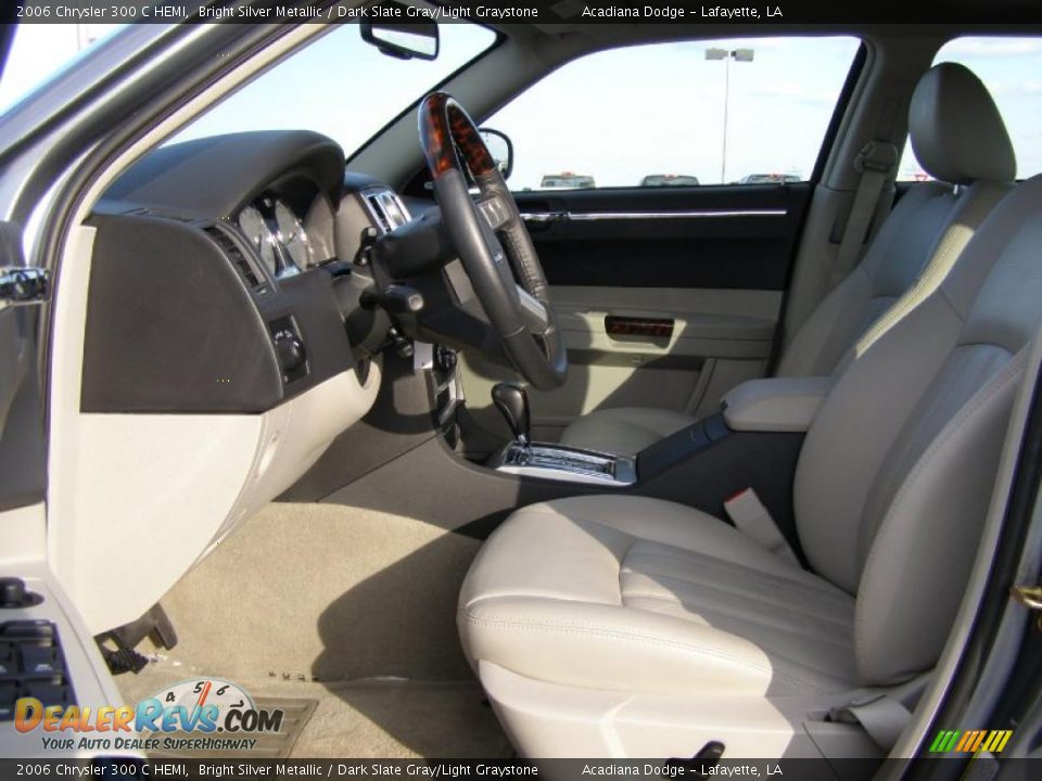 2006 Chrysler 300 C HEMI Bright Silver Metallic / Dark Slate Gray/Light Graystone Photo #9