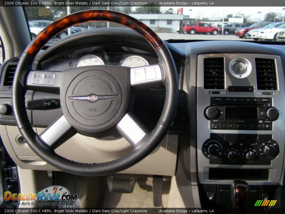 2006 Chrysler 300 C HEMI Bright Silver Metallic / Dark Slate Gray/Light Graystone Photo #11
