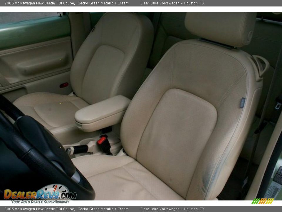 2006 Volkswagen New Beetle TDI Coupe Gecko Green Metallic / Cream Photo #18