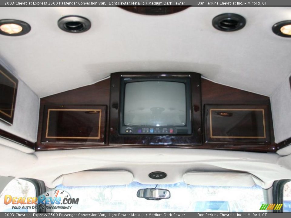 2003 Chevrolet Express 2500 Passenger Conversion Van Light Pewter Metallic / Medium Dark Pewter Photo #9