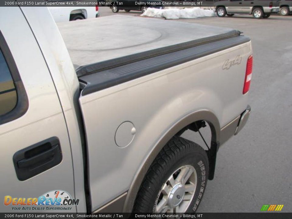 2006 Ford F150 Lariat SuperCrew 4x4 Smokestone Metallic / Tan Photo #9