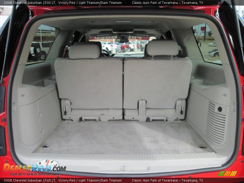 2008 Chevrolet Suburban 1500 LT Victory Red / Light Titanium/Dark Titanium Photo #7