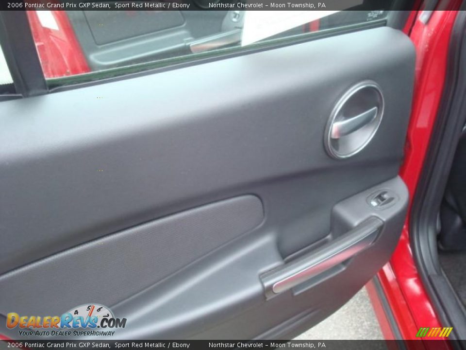 2006 Pontiac Grand Prix GXP Sedan Sport Red Metallic / Ebony Photo #13