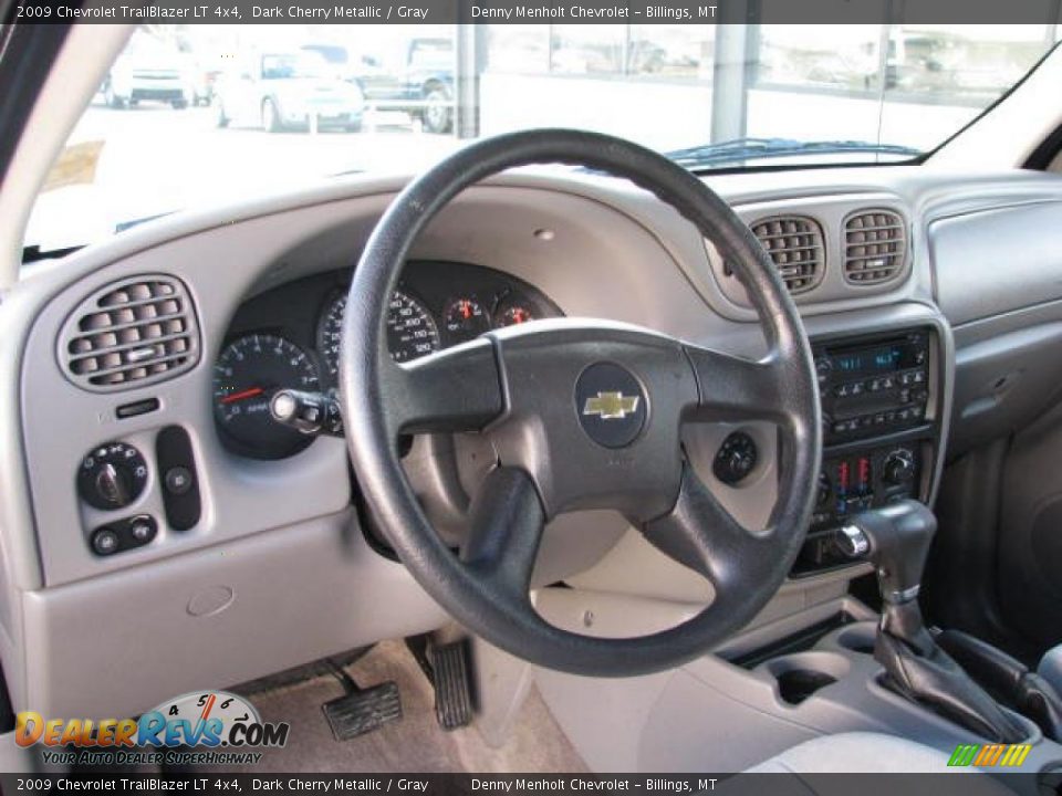 2009 Chevrolet TrailBlazer LT 4x4 Dark Cherry Metallic / Gray Photo #10