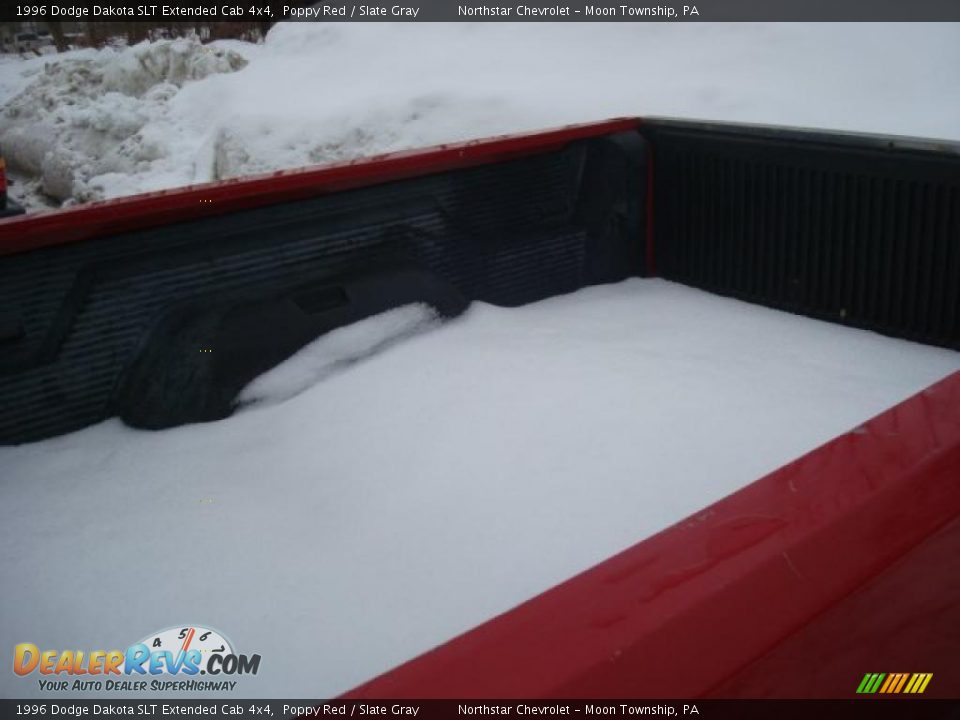 1996 Dodge Dakota SLT Extended Cab 4x4 Poppy Red / Slate Gray Photo #7