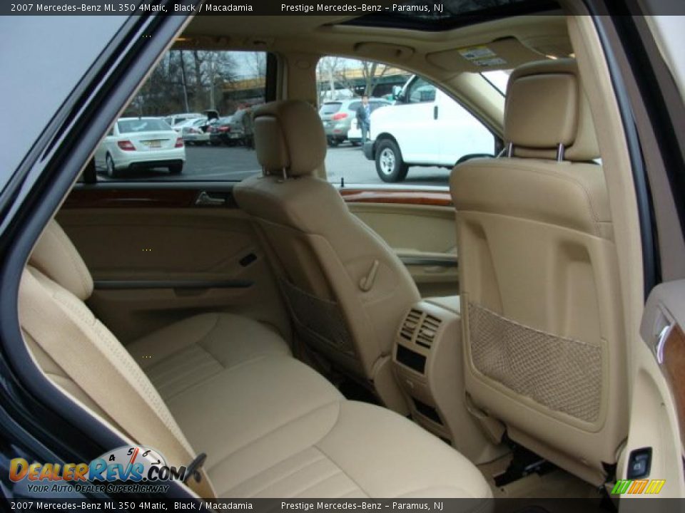 2007 Mercedes-Benz ML 350 4Matic Black / Macadamia Photo #12