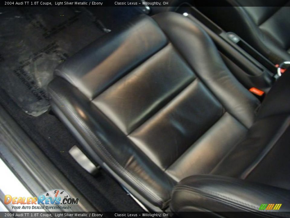 2004 Audi TT 1.8T Coupe Light Silver Metallic / Ebony Photo #8
