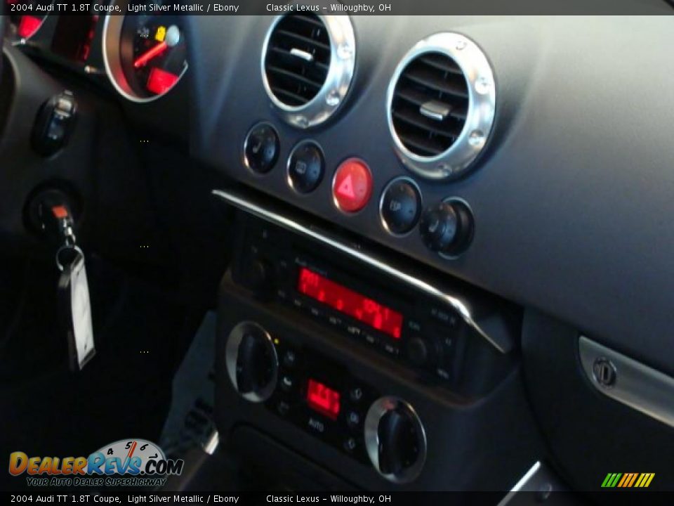 2004 Audi TT 1.8T Coupe Light Silver Metallic / Ebony Photo #13