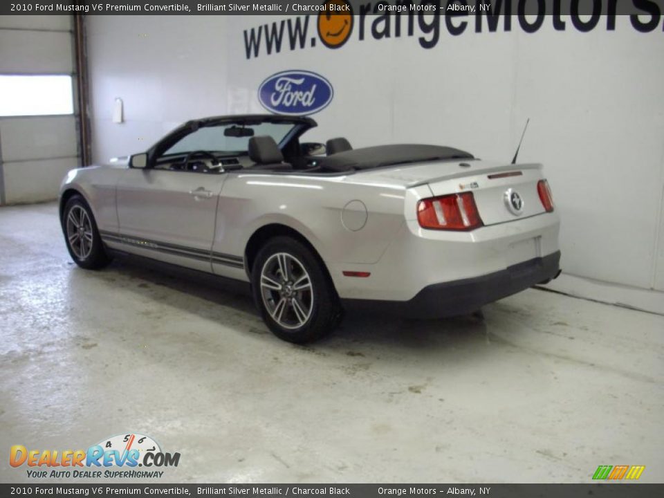 2010 Ford Mustang V6 Premium Convertible Brilliant Silver Metallic / Charcoal Black Photo #2
